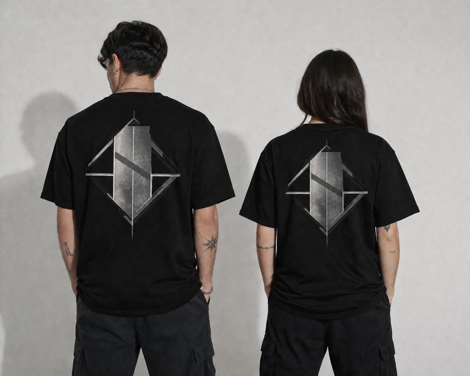 DRASQEL Signature Graphic T-Shirt – Black